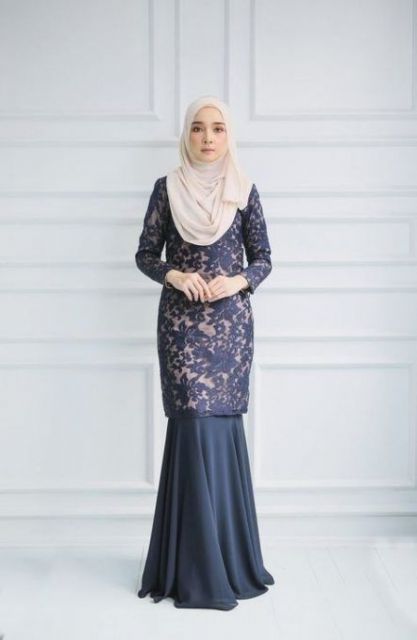 Koleksi Kebaya Dress dari 9 Butik Lokal yang Harus Kamu Punya. Desainnya Anggun Luar Biasa!