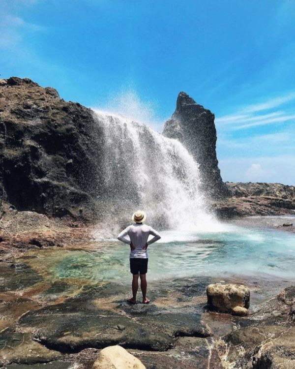 Rekomendasi 7 Pantai Indah di Lombok yang Menunggumu Datang. Kangen Nyebur Nggak Sih?