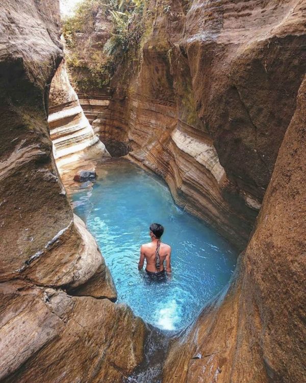 Curug Love, Destinasi Cantik dan Menyegarkan di Bogor. Jadi Pengen Nyebur ke Sana!