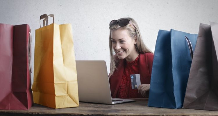 5 Cara Sederhana Menarik Pembeli Ala Online Shop