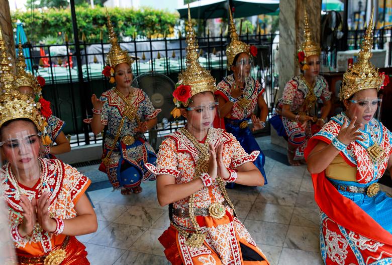 10 Potret Kehidupan Manusia di Masa Pandemi. Semua Telah Berubah, Tak Seperti Dulu Lagi