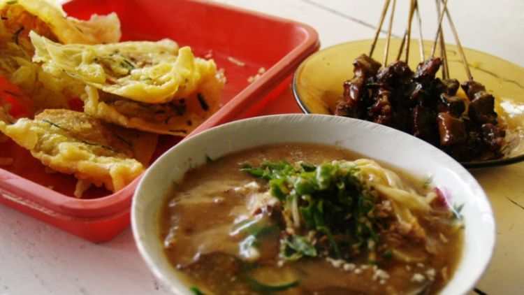 Mie Ongklok dan Tempe Kemul Makanan Khas Wonosobo yang Membuat Penikmatnya Ketagihan