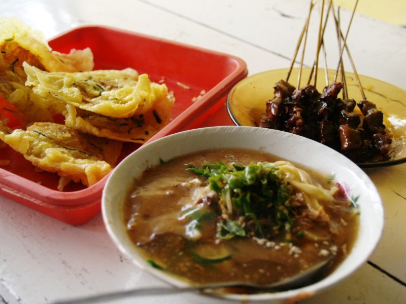 Mie Ongklok dan Tempe Kemul Makanan Khas Wonosobo yang Membuat Penikmatnya Ketagihan