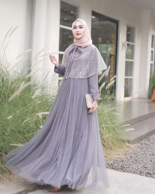 9 Nominasi Dress Hijab Paling Unik Tapi Lucu Buat Dipakai ke Berbagai Acara