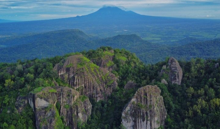 Gunung Api Purba Nglanggeran, Cocok untuk Pendaki Pemula