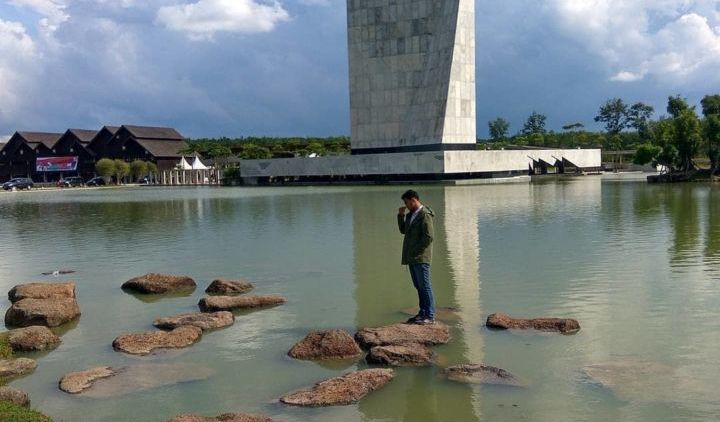 Berwisata Religius dan Budaya di Tulang Bawang Barat