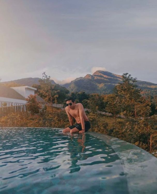 Leuweung Geledegan, Glamping Seru untuk Staycation di Bogor. Infinity Pool dan View-nya Menakjubkan!