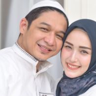 Unggah Foto Kakek-Neneknya, Asal Wajah Bule Adelia Pasha Akhirnya Terjawab. Warganet Lega!