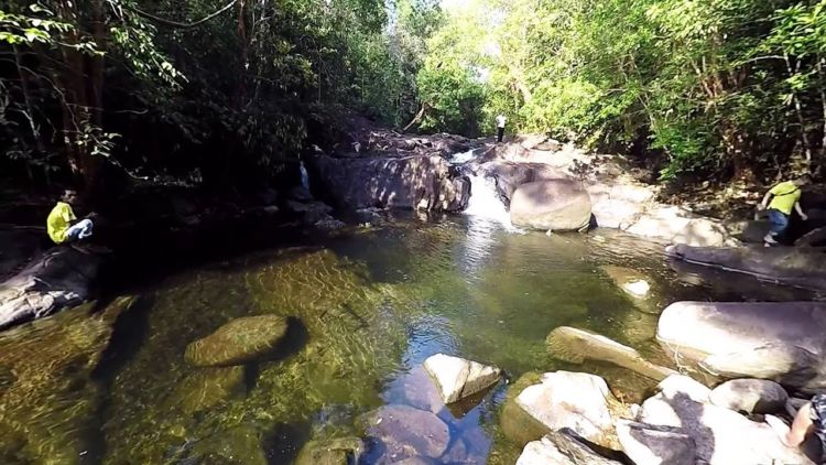 Pemandian Alam Batu Mentas di Belitung Jadi Alternatif yang Tak Melulu ke Pantai~