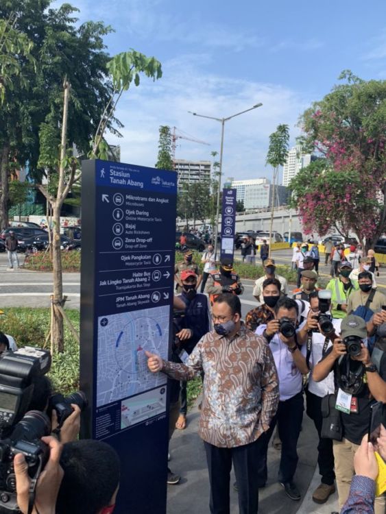 Potret Terbaru Penataan Stasiun Kereta Api di Jakarta. Rapi, Elegan dan Mirip Stasiun di Negara Maju!