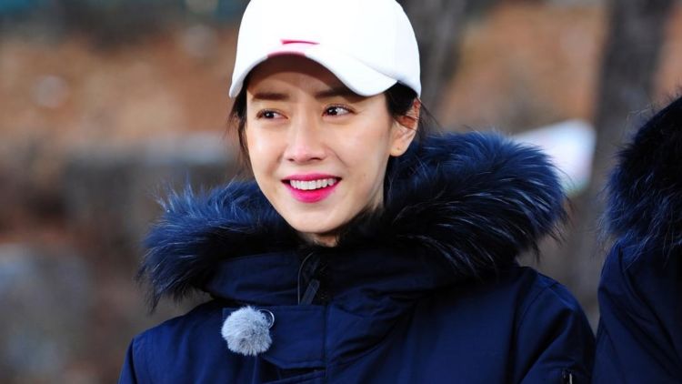 Alasan Song Ji Hyo Lebih Memilih Single Hingga Usia 40 Tahun. Kata Siapa Syarat Bahagia itu Nikah?