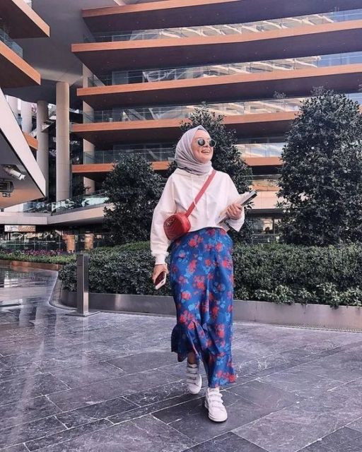 9 Motif Rok Hijabers Terkece yang Lagi Hits di Instagram. Cocok Buat yang Suka Tampil Unik!