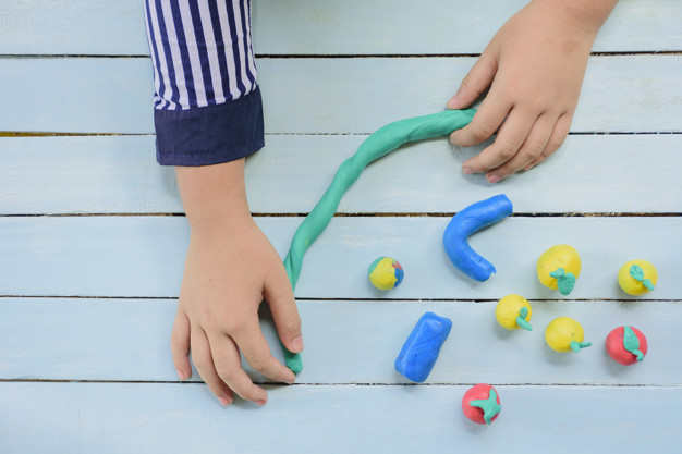 Tutorial Bikin Playdough di Rumah; Mainan Anak yang Kaya Manfaat dan Super Gampang Dibuat!