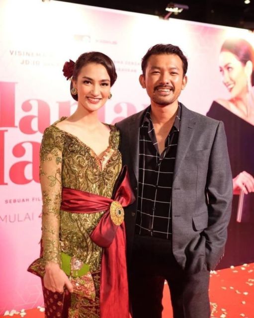 10 Artis Cowok yang Punya Istri Lebih Tua. Pernikahannya Tetap Bahagia!