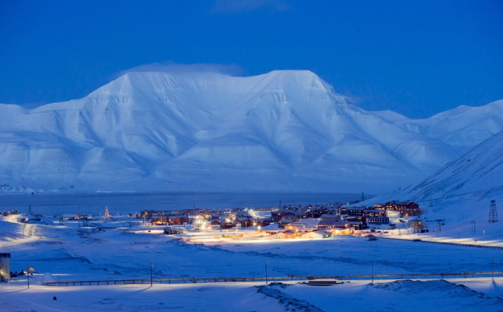 Mengintip Kota Arktik Longyearbyen di Norwegia yang Melarang Warganya Meninggal. Apa Alasannya?