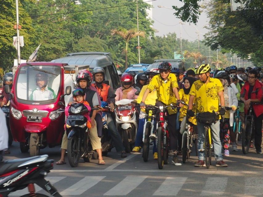 Dear, Sobat Pesepeda. Ini 4 Hal yang Perlu Kamu Lakukan Biar Nggak Jadi Bulan-Bulanan Orang Lain