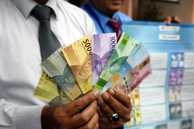 4 Alasan Kenapa Uang Kertas Rupiah Dibuat Warna-warni dan Nge-jreng. Beda sama Zaman Dulu