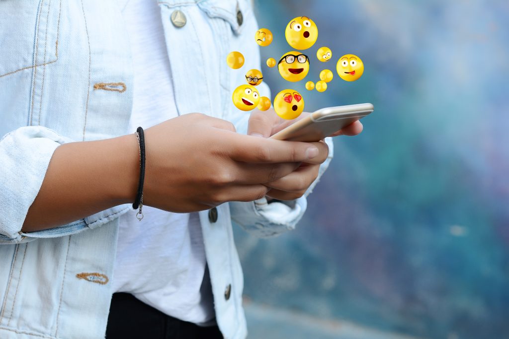 Asal Muasal Popularitas Emoji dan Kenapa Simbol-Simbol ini Banyak Disukai Semua Kalangan