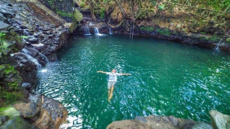 Berwisata Murah Meriah di Blue Lagoon, Sleman