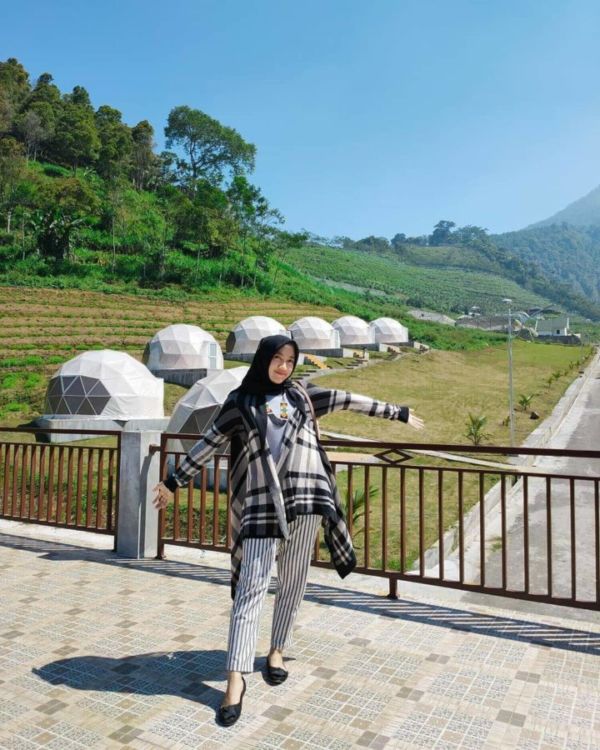 Potret Lembah Indah Malang, Glamping Sekaligus Wisata Alam yang Menyajikan Pemandangan Paripurna!