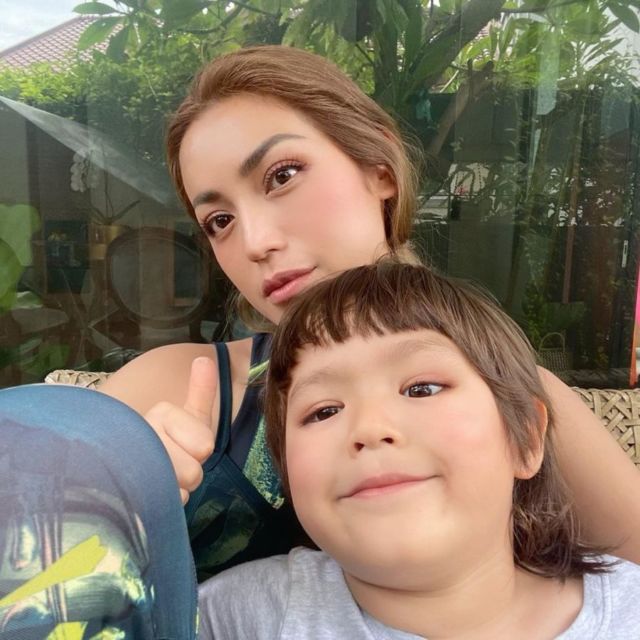 Jessica Iskandar Batal Menikah dengan Richard Kyle, El Barack Sedih karena Kehilangan Sosok Daddy