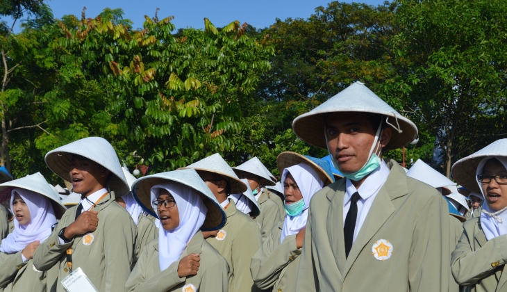 Hal yang Bikin Kangen Masa Ospek. Mahasiswa Baru Pasti Seneng, Sekarang Nggak Ada yang Ngerjain~ :)