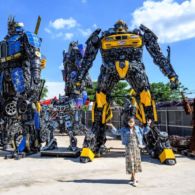 Serunya Mengunjungi ‘Rumah’ Robot-Robot Transformers di Ban Hun Lek. Pecinta Robot Segera Merapat!