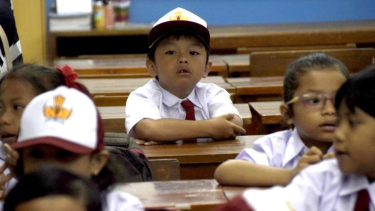 Kelakuan Kocak Anak Sekolah Ketika Masuk Ajaran Baru. Ini nih, yang Bikin Kangen Belajar di Kelas