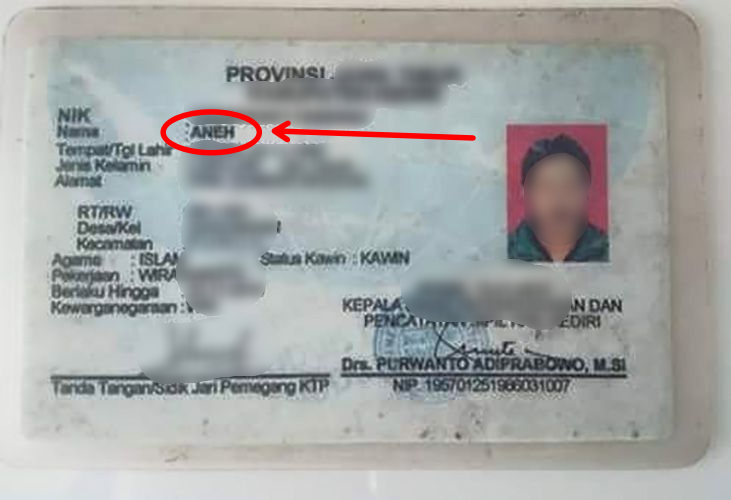 Deretan Nama-Nama Nggak Biasa di KTP Orang Indonesia. Emaknya Dulu Ngidam Apa, ya?