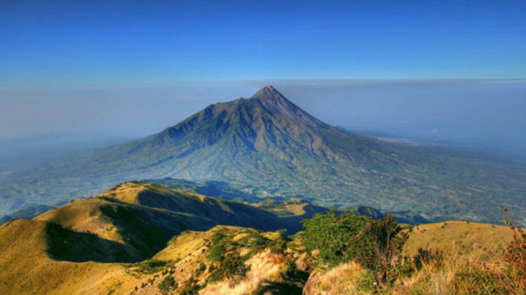 Berjumpa Gunung Merbabu yang Berbeda