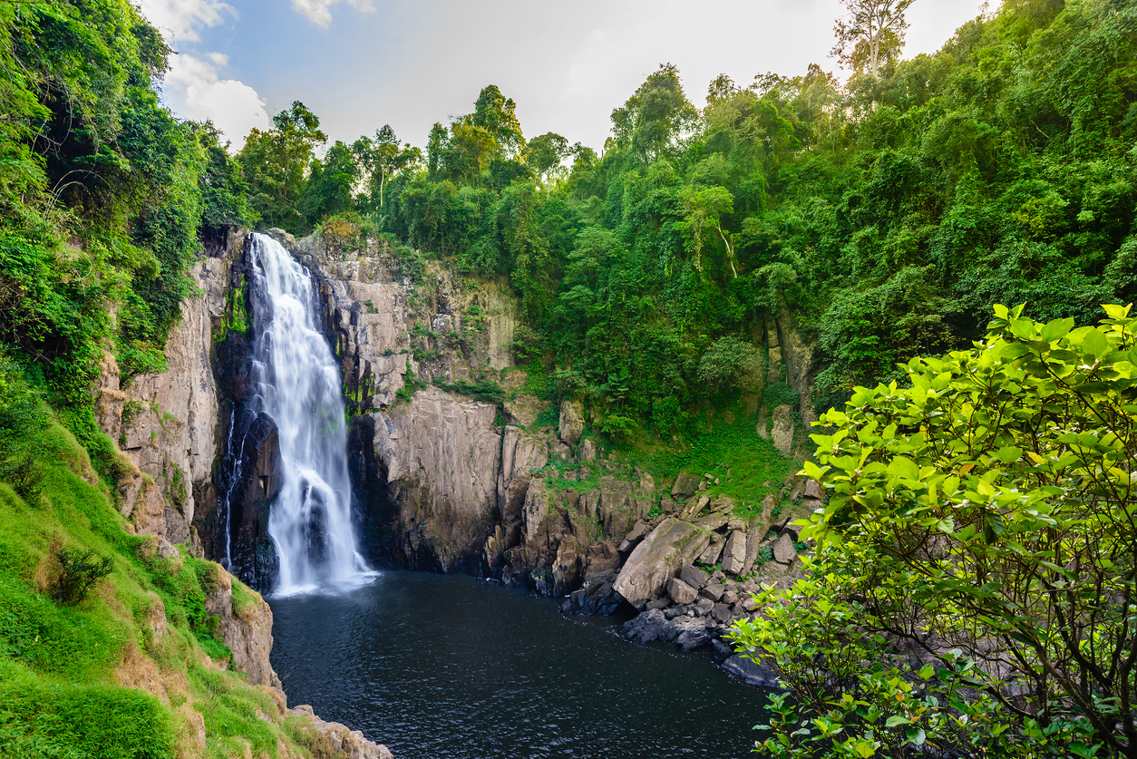 7 Foto Indahnya Pemandangan di Thailand yang Pengen Bikin Liburan. Bisa Kamu Nikmati Sambil Berolahraga Loh~