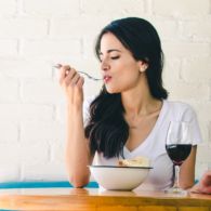 Biar Dietmu Nggak Berujung Wacana dan Penyesalan Lagi, Coba deh Hindari 5 Makanan dan Minuman Ini