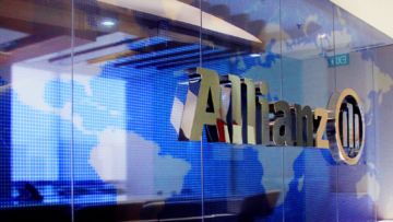 Allianz Life Indonesia Raih Penghargaan ‘Digital Transformation Award’ Berkat Inovasi Digital Allianz Discover