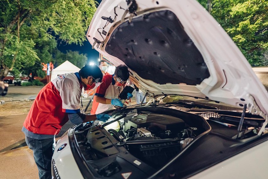 Serunya Konser Musik Drive-In di Jakarta, Tepuk Tangan Penonton Diganti Klakson Mobil Bersahutan