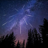 Fenomena Langit Agustus 2020: Hujan Meteor Perseid, K-Cygnid dan Aurigid. Catat Tanggalnya ya!