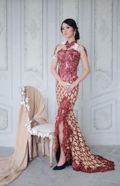 5 Kebaya Pas Badan yang Hits dari Tahun 2015 Hingga Kini. Secantik dan Seanggun Itu!