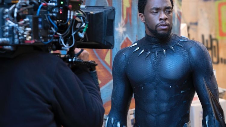 Meninggal Akibat Kanker Usus, Publik Sempat Khawatir Melihat Foto Terakhir Chadwick Boseman