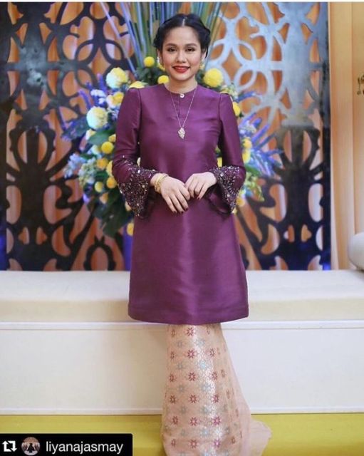 Pesona Kebaya Ungu yang Langka Banget di Pasaran. Pas Buat yang Pengen Ganti Suasana!