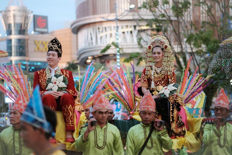 Viral Pernikahan Impian ala Drakor Cewek Banjar dengan Oppa Korea. Ketemunya dari Instagram!