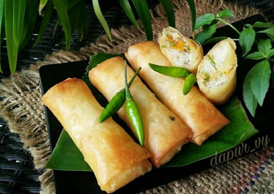 6 Kreasi Camilan Gurih dan Manis dari Kulit Lumpia. Tipis Lentur Anti Sobek, Praktis Bikinnya