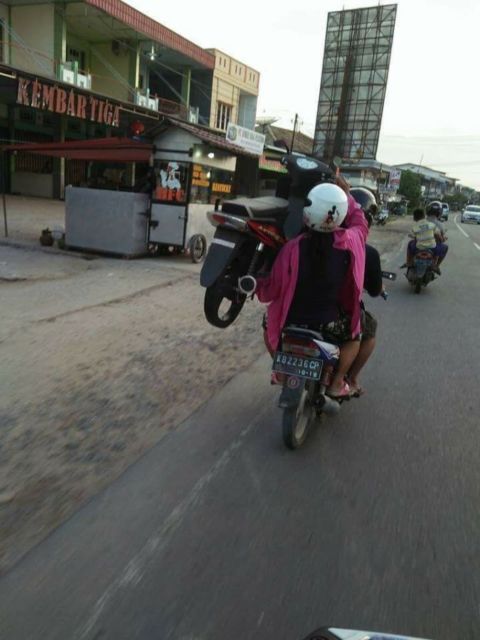 Tipe Pengendara yang Nggak Bisa Kamu Temukan di Negara Lain. Wonderful Indonesia!