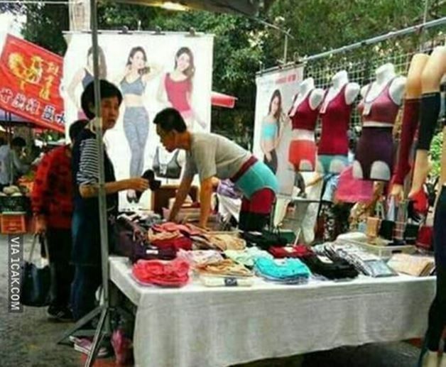 Rela Lakukan Apa Saja demi Pekerjaan, 11 Kekocakan Orang ini Layak Diapresiasi. Totalitas!