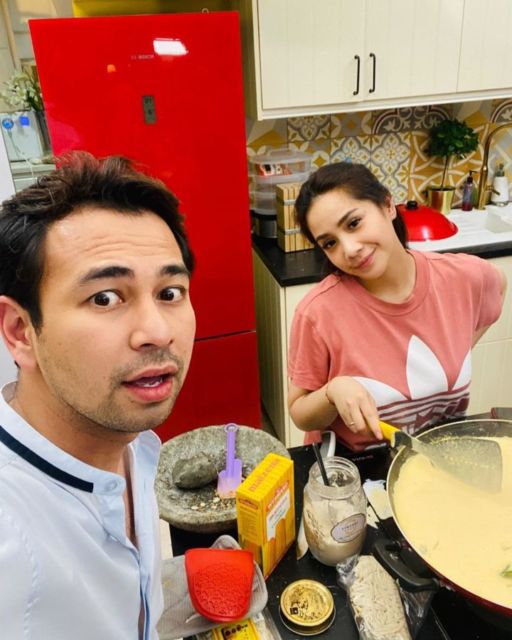 Dari Aurel Hermansyah hingga Nagita Slavina, 10 Artis ini Ternyata Pernah Sekolah Memasak, lo