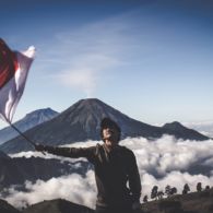 Peringatan Hari Kemerdekaan Republik Indonesia Ke-75 di Tengah Pandemi. Mari Saling Jaga!