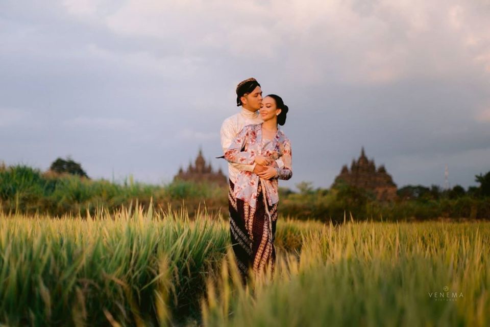 12 Potret Pre-wedding Karina Nadila. Cantik dan Elegan, Gandeng MUA-nya Agnes Monica!