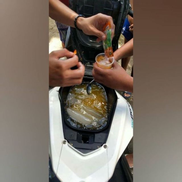 11 Potret Makanan dan Minuman dalam Wadah yang Salah. Padahal Harusnya Enak, Malah Jadi Enek :(