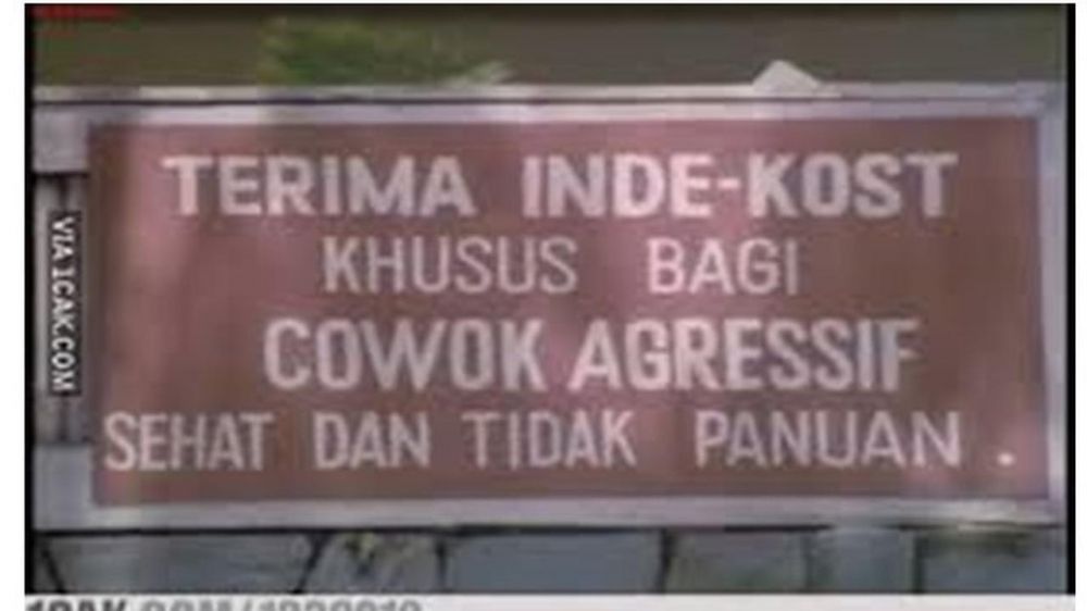 11 Papan Iklan Kos-kosan yang Absurd bin Kocak. Pemilik Rumahnya Pasti Suka Bercanda nih :D