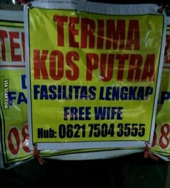 11 Papan Iklan Kos-kosan yang Absurd bin Kocak. Pemilik Rumahnya Pasti Suka Bercanda nih :D