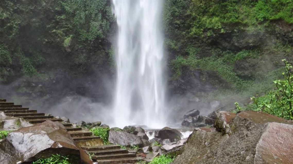 Jadi Wisata Cantik nan Menarik di Malang, ini Legenda dan Mitos Air Terjun Coban Rondo. Sudah Tahu?