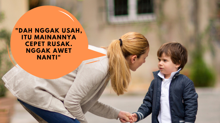 Dulu Setiap Kali Kita Minta Mainan sama Ibu Saat Kecil, Pasti Jawaban Mereka Begini. Halah~